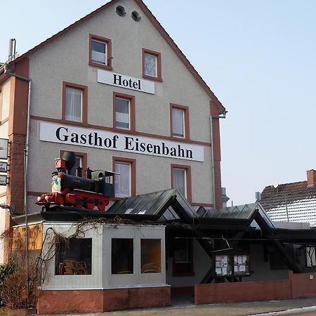 Hotel-Gasthof-Destille-Eisenbahn Мосбах Екстер'єр фото